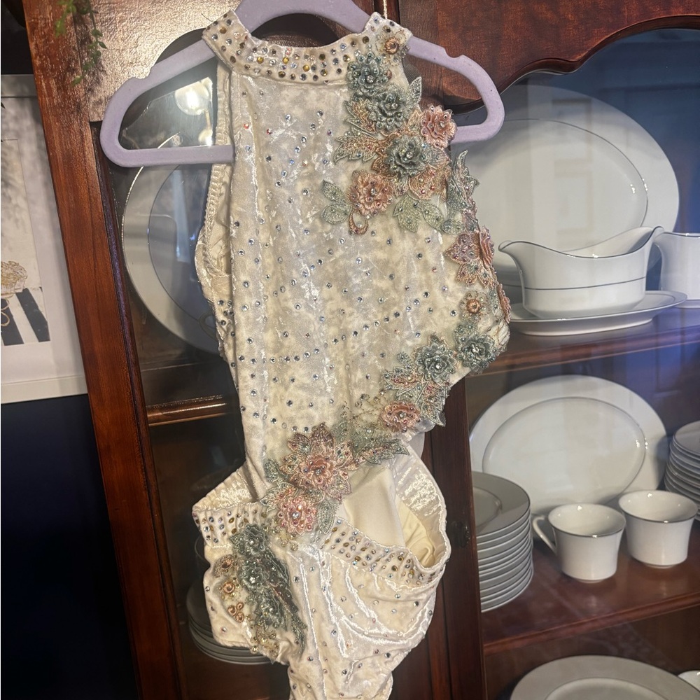 Glamour cl costume